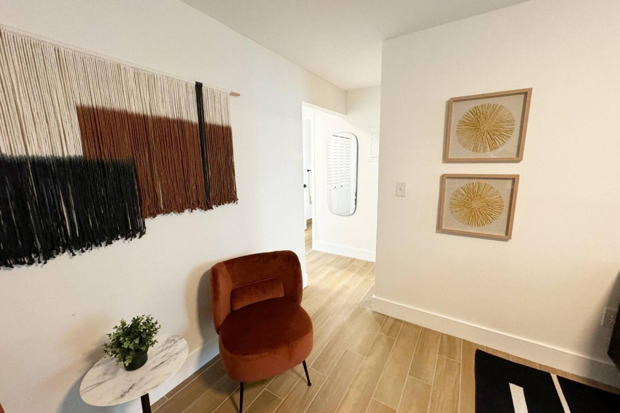 Urban Elegance: Trendy Modern In Wynwood Apartment